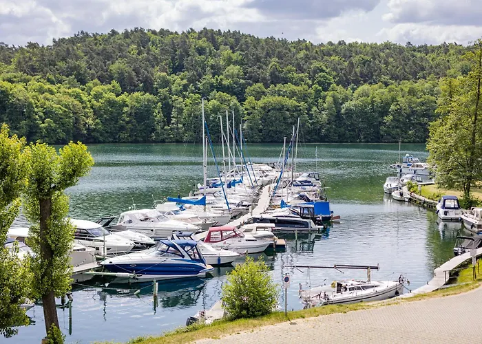 Direkt Am Werbellinsee * 요아힘스탈